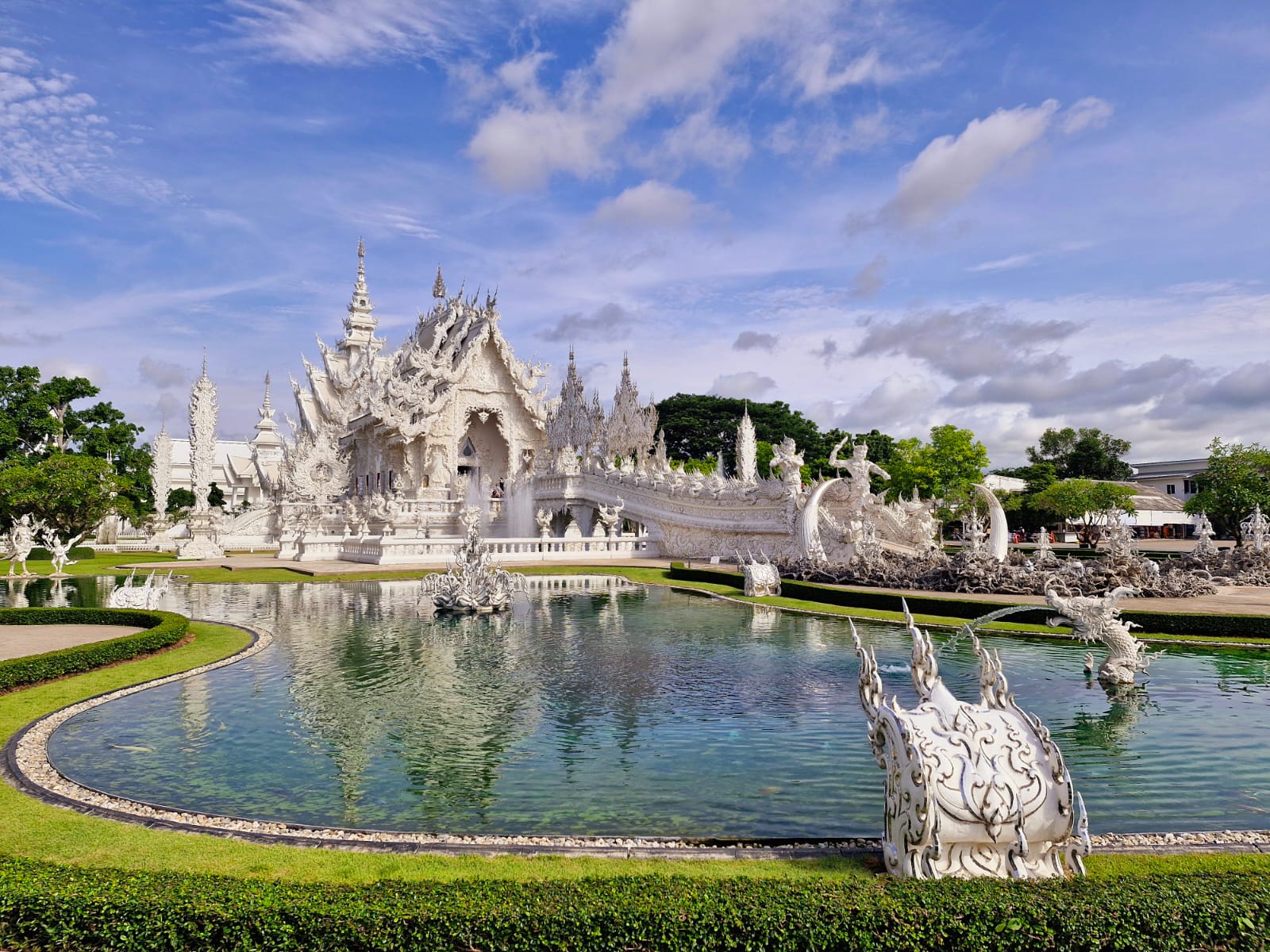 David Aznar - Wat Rong Khun